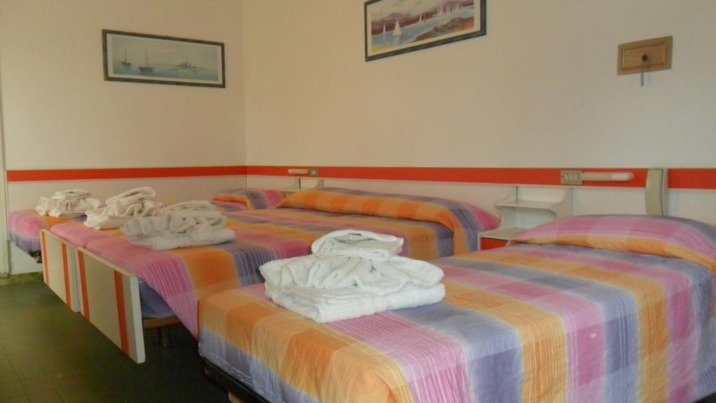 Hotel Michelangelo Беллария-Иджеа-Марина Номер фото