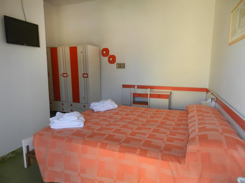 Hotel Michelangelo Беллария-Иджеа-Марина Номер фото