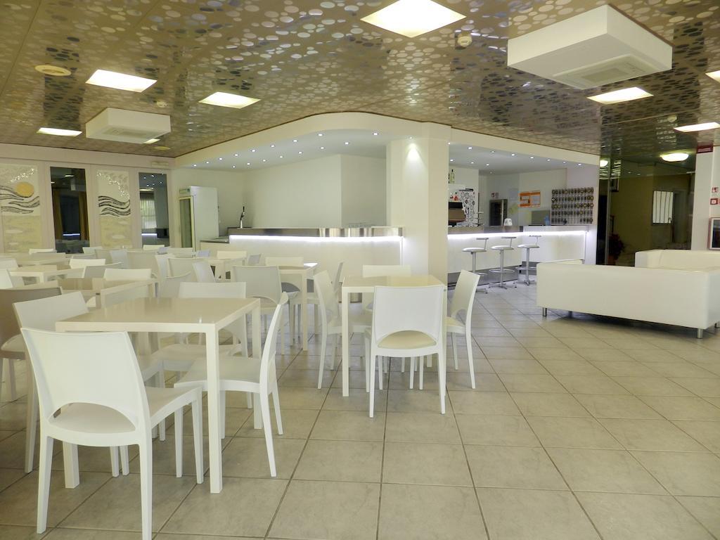 Hotel Michelangelo Беллария-Иджеа-Марина Экстерьер фото